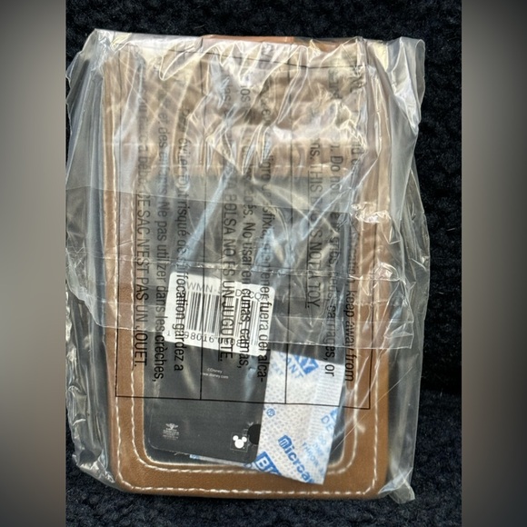 NWT Buckle-Down Disney’s Beauty and the Beast ID Cardholder wallet - Picture 5 of 7